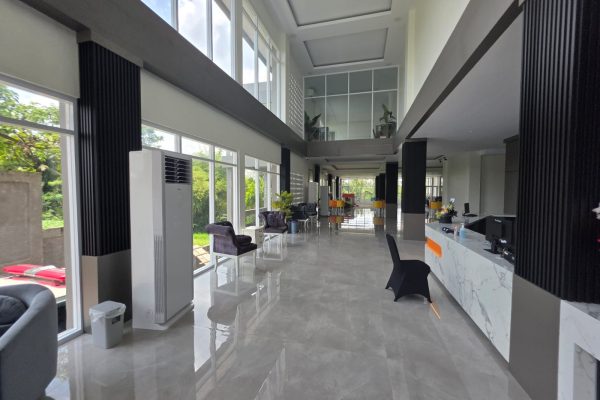 FABF55D0-56E7-466F-B0C0-C5E3810F30FD